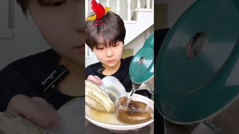 Unknown Food Eating #pigfeed #fish #shortsfeed #seafoodrecipes #experimentalphonk #eating