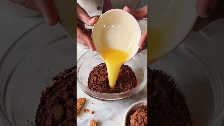 *EASIEST* EGGLESS BISCUIT CAKE #shorts