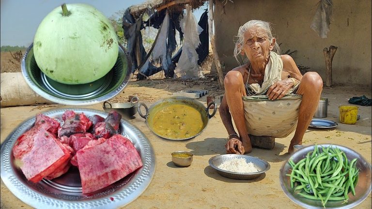 90 year old poor Grandma cooking PORK CURRY with Gourd recipe and eating|| Grandma Village kitchen