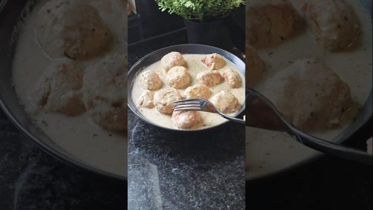 Tender Malai Chicken Kofta Gravy