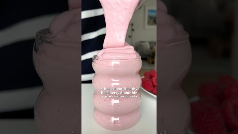 This smoothie got 20 million views on my IG because it’s so creamy😍 #healthyrecipes #highprotein