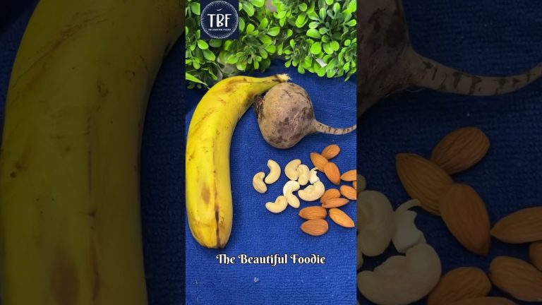 BOOST Your ENERGY with this DELICIOUS Dry Fruits Banana Beetroot Smoothie Recipe! #shorts #smoothie