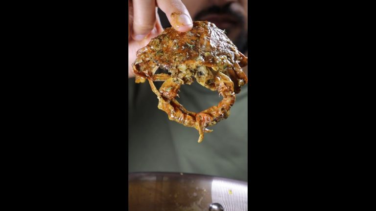 How to Make Soft-Shell Crab Curry