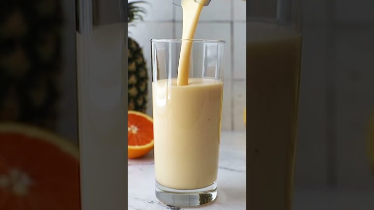 21-Day Sweat & Slim Challenge – Smoothies Diet! (Link in Bio!) 💪🍓#smoothierecipes #fatburningsecrets