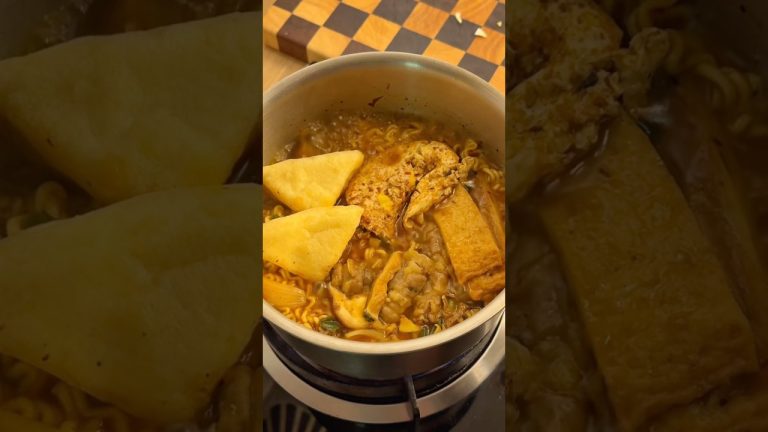 Beef Tofu Noodles 🍜 #beef #tofu #ramen #noodles #instantnoodles #instantramen #cooking #food #egg