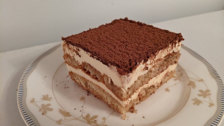 Easy Tiramisu Recipe Without Eggs|Tiramisu Cake|Easy Dessert Recipes|No Bake Desserts|Cook With Sami