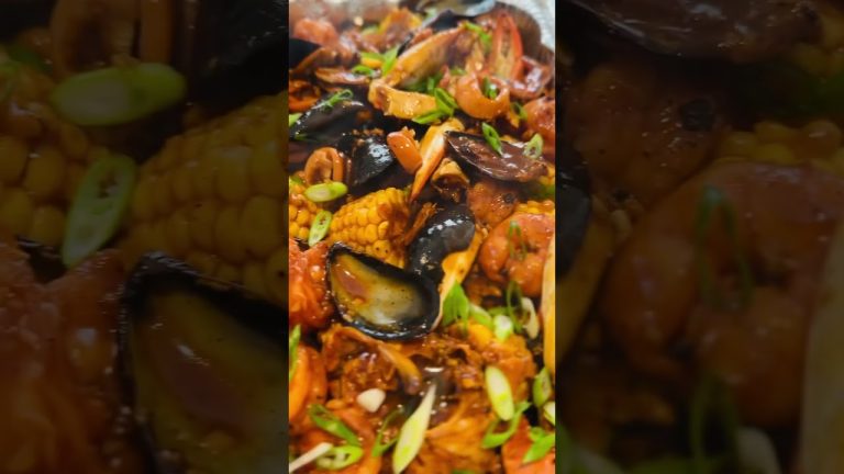 Mixed Seafoods with Corn #seafoods #shortsvideo #cooking