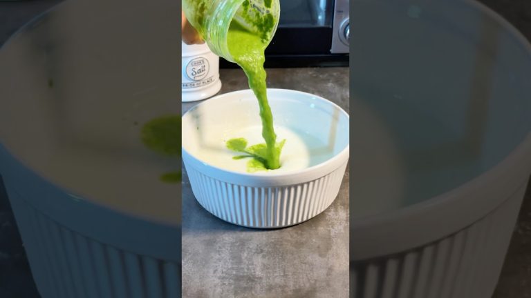 I’m always making this mint yogurt! Its so good😍🤤 #recipe #easyrecipe #cooking #trending #food #yt