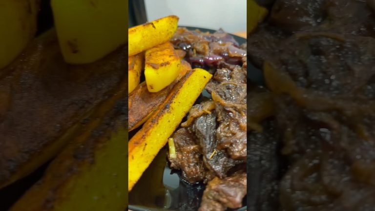 Fried Beef & Fried Crispy Potatoes with Caramelized Onions #youtubeshorts #crispy #beef #potato