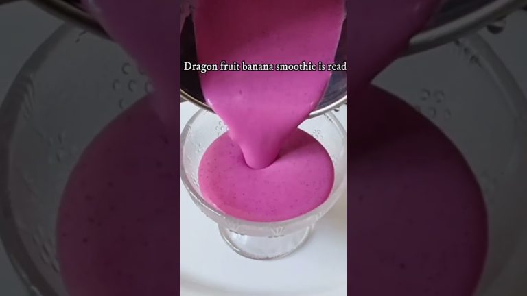 Dragon fruit banana smoothie #recipe #reels #trending #healthy #trending #shorts