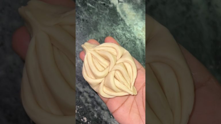 Bread shaping. Buns Making. #breadshape #bread #craft #shorts #shortsvideo #shortsviral #shortvideo