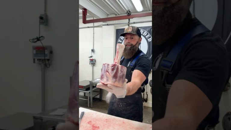 Cutting a beef Thor’s Hammer! 🔥🔪#shorts