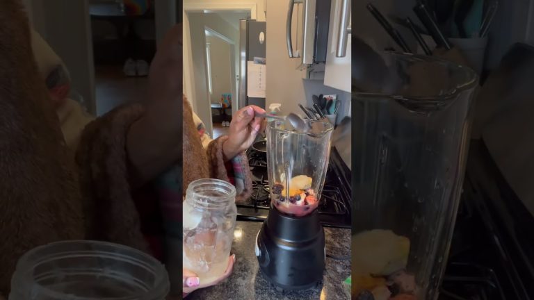 so good! #shorts #smoothie #smoothierecipes