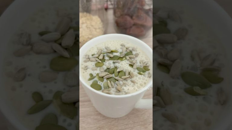 Apple oats smoothie #breakfast #smoothie  #quickrecipe  #foodshorts #shorts