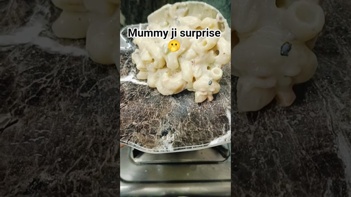 Mummy Ji Surprise 🫢😂#saasbahucomedy #saasbahu #cooking #comedy #funny #trending #viralshorts #pasta