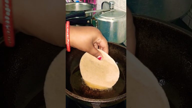 #food #recipe #cooking #kitchen #foodie #youtubeshorts #ytshortsvideo #puri #comedy #cooking #yt