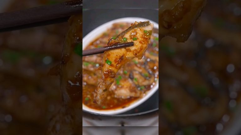 Easy way to steam fish🐟🥘 #food #cooked #cooking #fried#recipe #easy #friedshrimp  #soup#shortsvideo