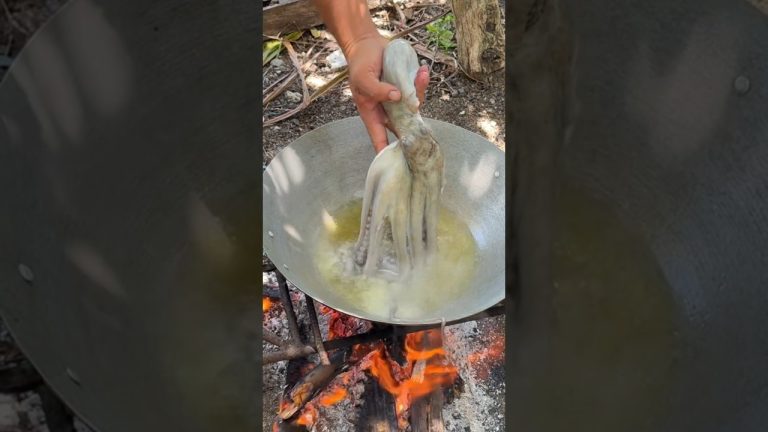 Ultimate Seafood Feast: Crispy Fried Octopus & Crab Recipe | Delicious Homemade Seafood Tutorial