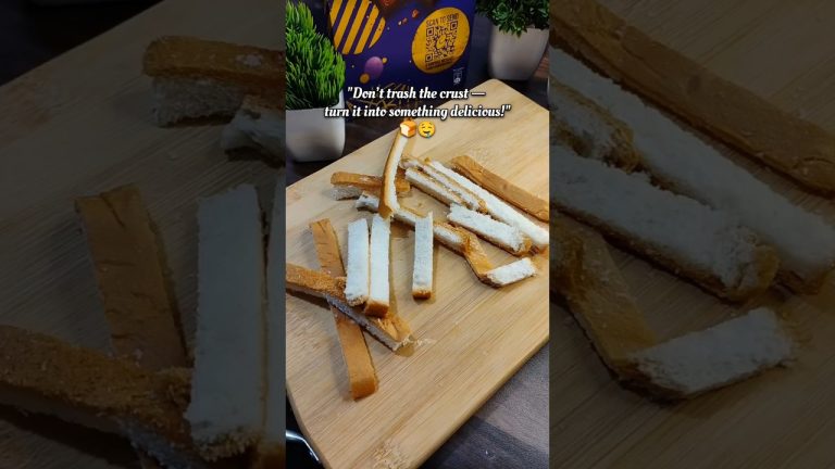 Turn Bread Crust into Delicious😱 #shortsfeed #trending #ytshorts #ytshortsindia #breadlover #yummy