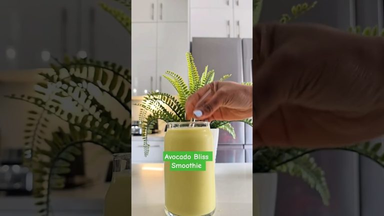 When you find that Smoothie that matches your mood| Avocado Bliss Smoothie #avocado #smoothierecipes