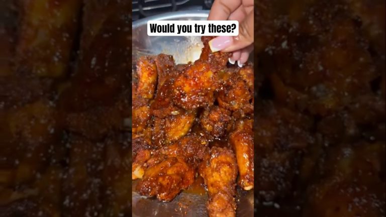 Would you try these wings?#viralfood #recipe #foodforfoodies #chickenrecipes #cooking #frywings #fyp