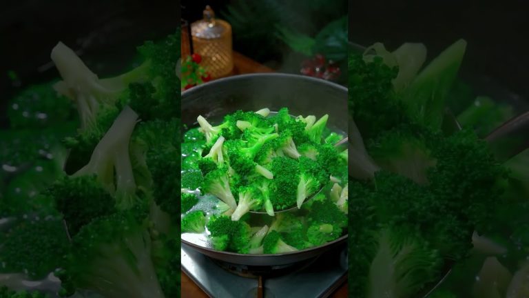 The simplest and most delicious way to cook broccoli.  #foodtutorial #recipe #cooking