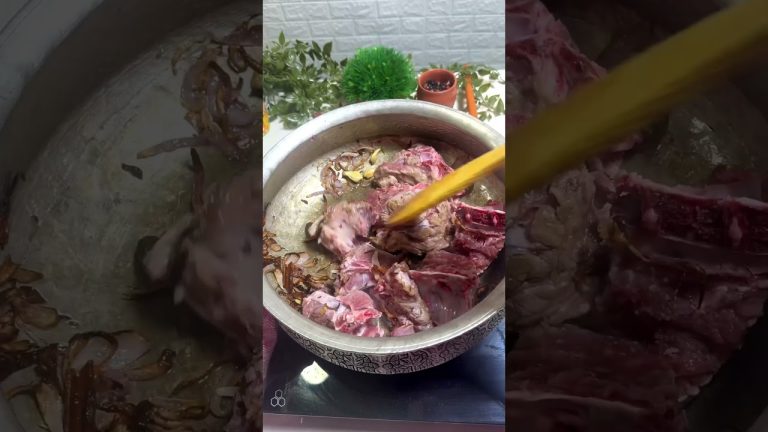 Laal Maas Recipe | Rajasthani Jungli Maas | Red Meat | Fozia Rasool