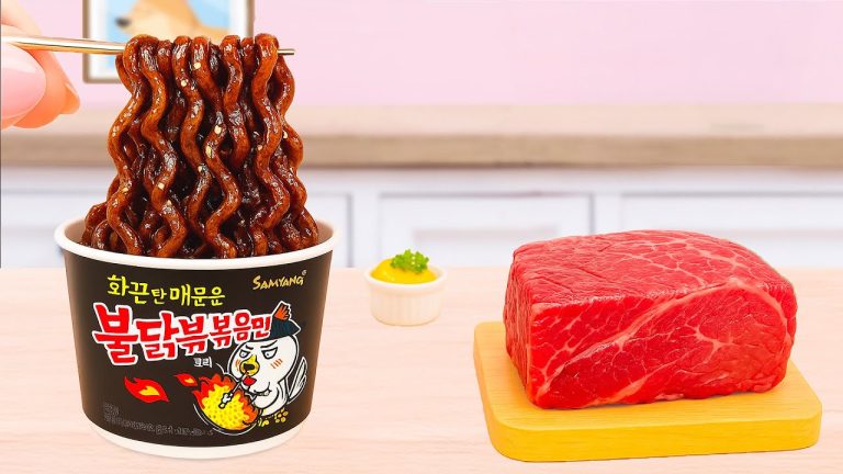 Amazing Miniature Cooking Beef Recipe ❤️ Gold Covered Beef and Black Bean Noodles