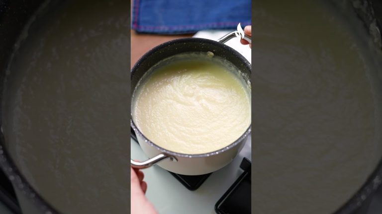 İrmikli Sütlü Tatlı Tarifi 😍😋 Nefis Yemek Tarifleri #shorts #nefisyemektarifleri