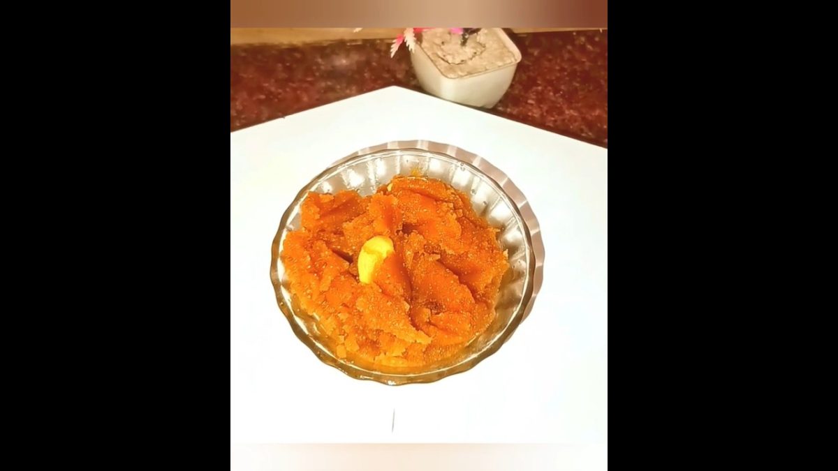 Instant moong dal Halwa / isse easy kuch nahi #food #new #recipe #cooking #sweets #recipevideo