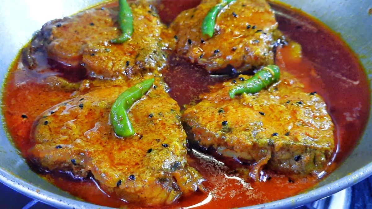 কাতলার তেলঝাল – গরম ভাতে অনবদ্য লাগে || Katla Fish Curry || Bengali Fish Recipe || Katla Recipe