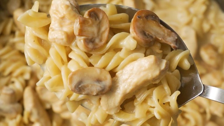 5-Ingredient Creamy Chicken Pasta