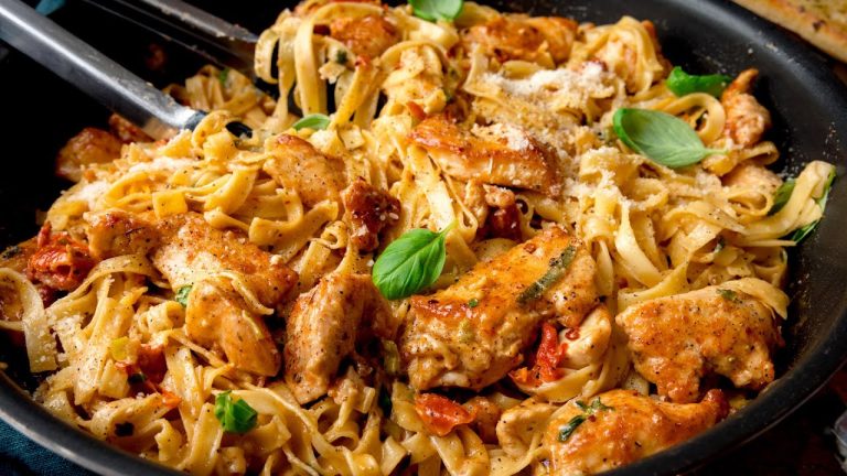 Can this really be THAT good? | Marry Me Chicken Pasta