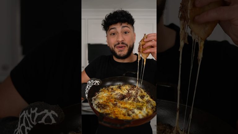 Quesa Birria Fundido!