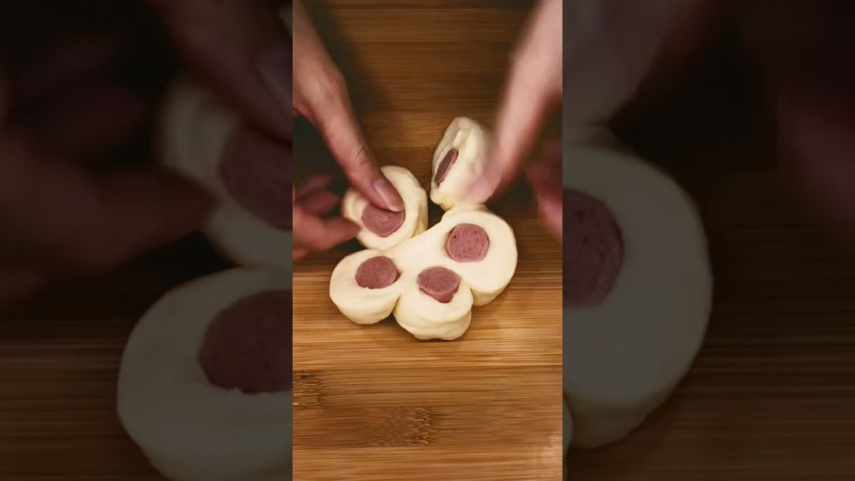 4 different style of sausage bread| For detail, please refer to “Myhiddenkitchen” channel