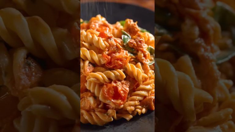 easy delicious pasta recipe, #shorts #pasta #food #recipe #foodie #cooking reaction 👌👍