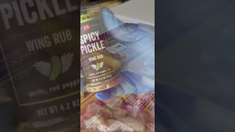 These wings were legit! #grilling #barbecue #grill #food #bbqmeat #bbqrecipes 🔥🔥🔥