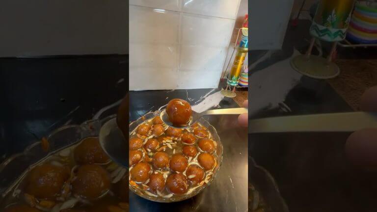 Bread Gulab jamun#gulabjamun #viralvideo #recipe #shortvideo #food #youtubeshorts #tranding