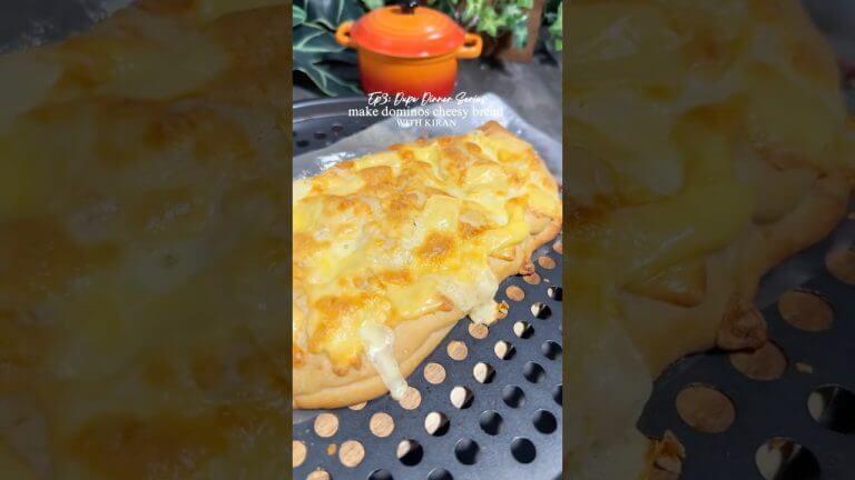 What! Domino’s Cheesy Bread at HOME! 😍🤤 #recipe #cooking #food #trending #easyrecipe #ytshort