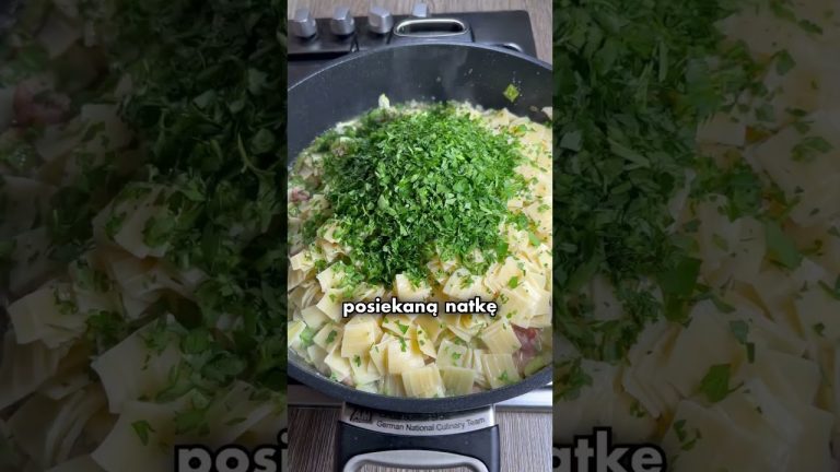 Łazanki z młodej kapusty i wędzonego kurczaka #pyszne #jedzenie #recipe #food #przepis #pasta