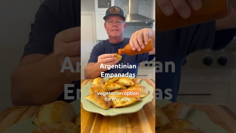 Argentinian Empanadas #empanadarecipe #recipe #foodie #cooking #empanadas