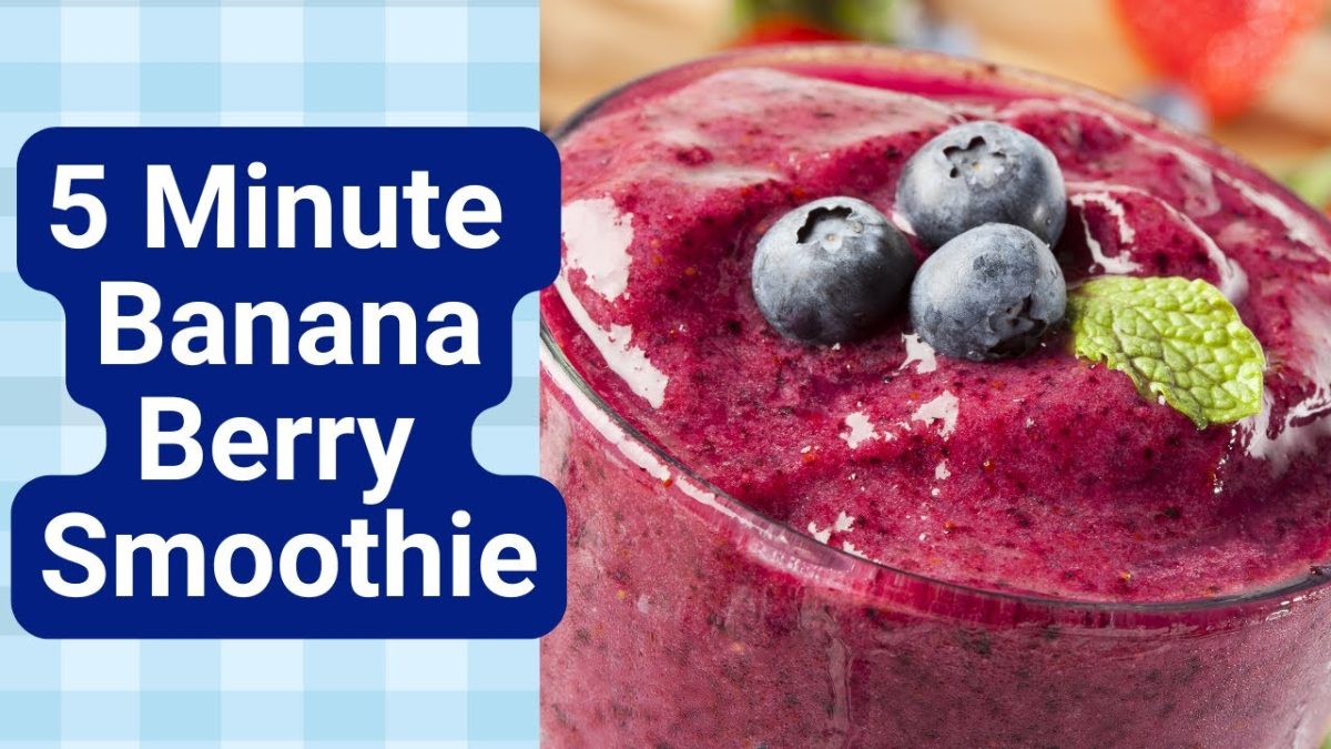 5 Minute Banana Berry Smoothie Recipe