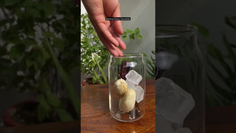 Banana Dates Smoothie #youtube #bananasmoothierecipe #shorts