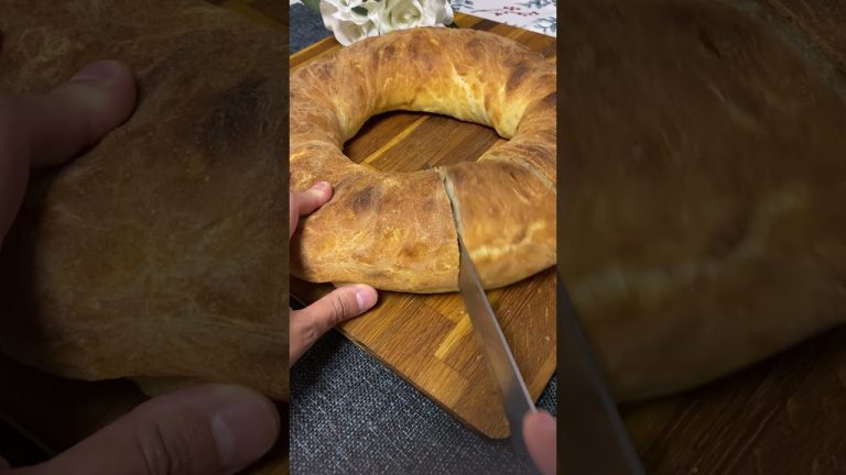 Easy Homemade No Knead Bread Recipe on my channel #homemadepitabread #viralvideo #viralshorts