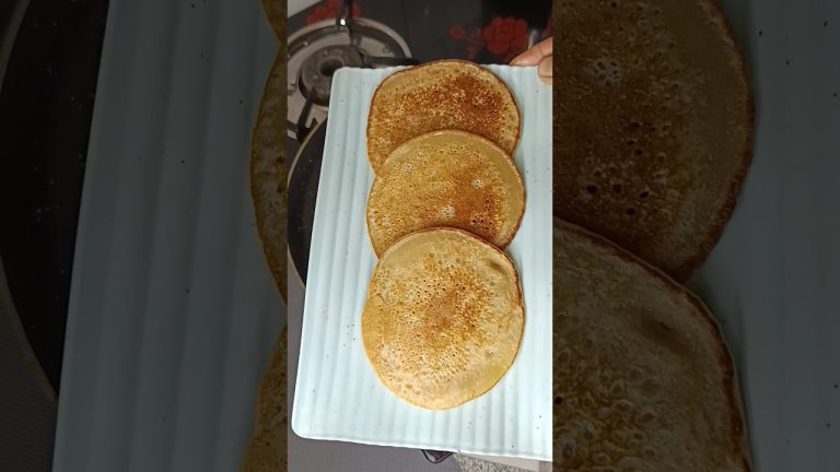 Pan cake// Banana pan cake recipe//Sweet chilla recipe//#pancake #shortsvideo #sweet