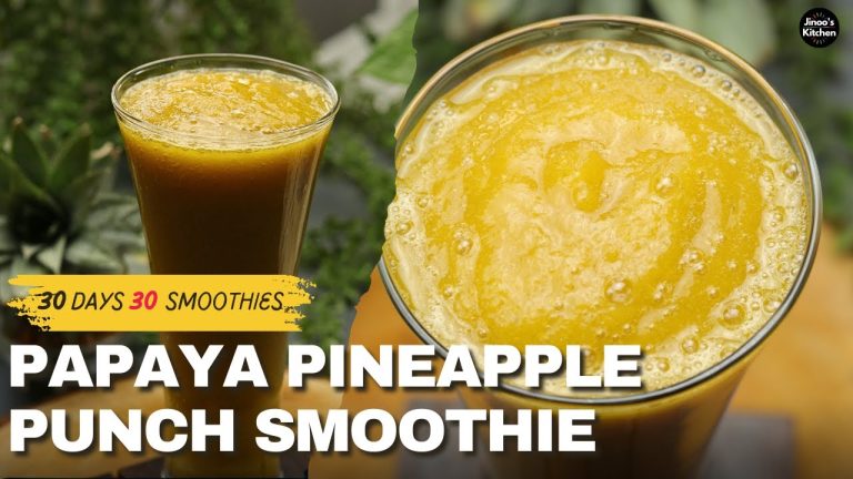 Refreshing Papaya Pineapple Punch Smoothie with Coconut Water | 30 Smoothie recipes (26/30)