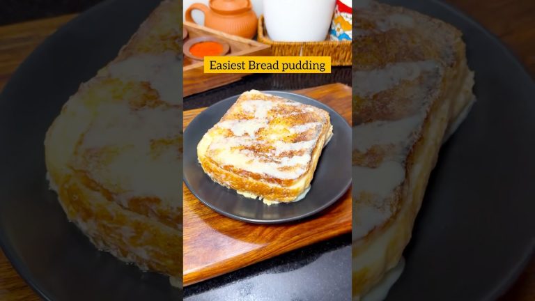 #ytshorts 5 Min Banana Bread Toast 😍| Easy & quick Dessert | kids love it!