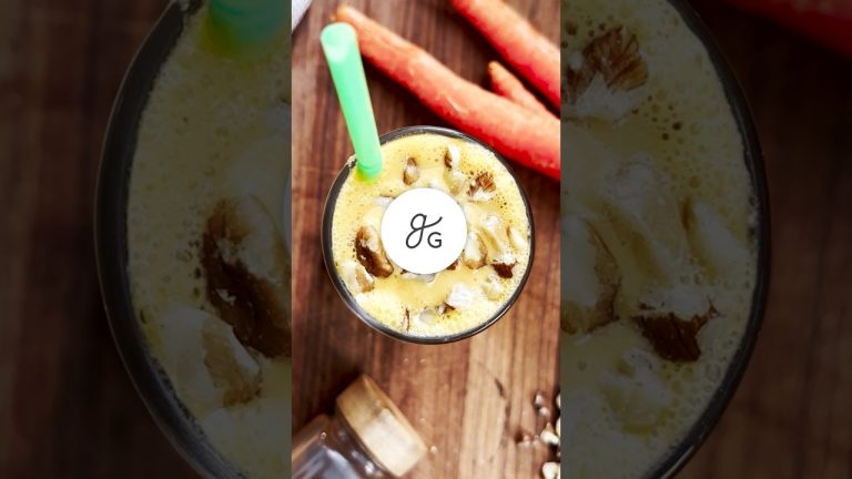 🥕🍰 Here's a Delicious Healthy & Protein-Packed Smoothie Recipe: Carrot Cake in a Cup!