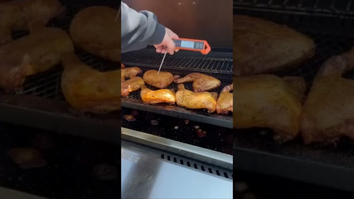 Chicken is temping perfectly! #food #bbqchicken #grilling #bbqmeat #bbq 🔥🔥🔥