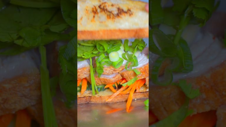 Crispy Pork Banh Mi sourdough Sandwich #pork #cooking #bánhmìviệtnam #sandwich#recipe